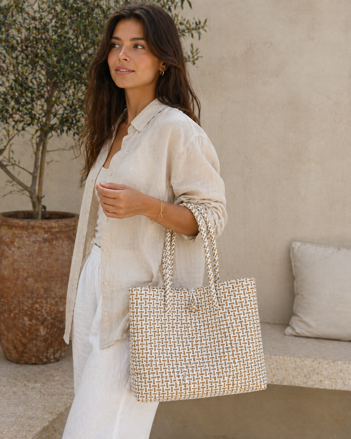 The Weekend Tote – Ivory Caramel